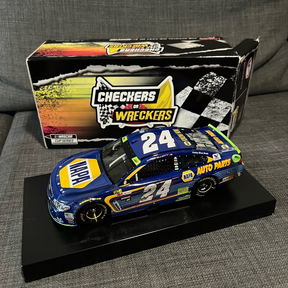 Chase Elliott NAPA Auto Parts Diecast Model Car